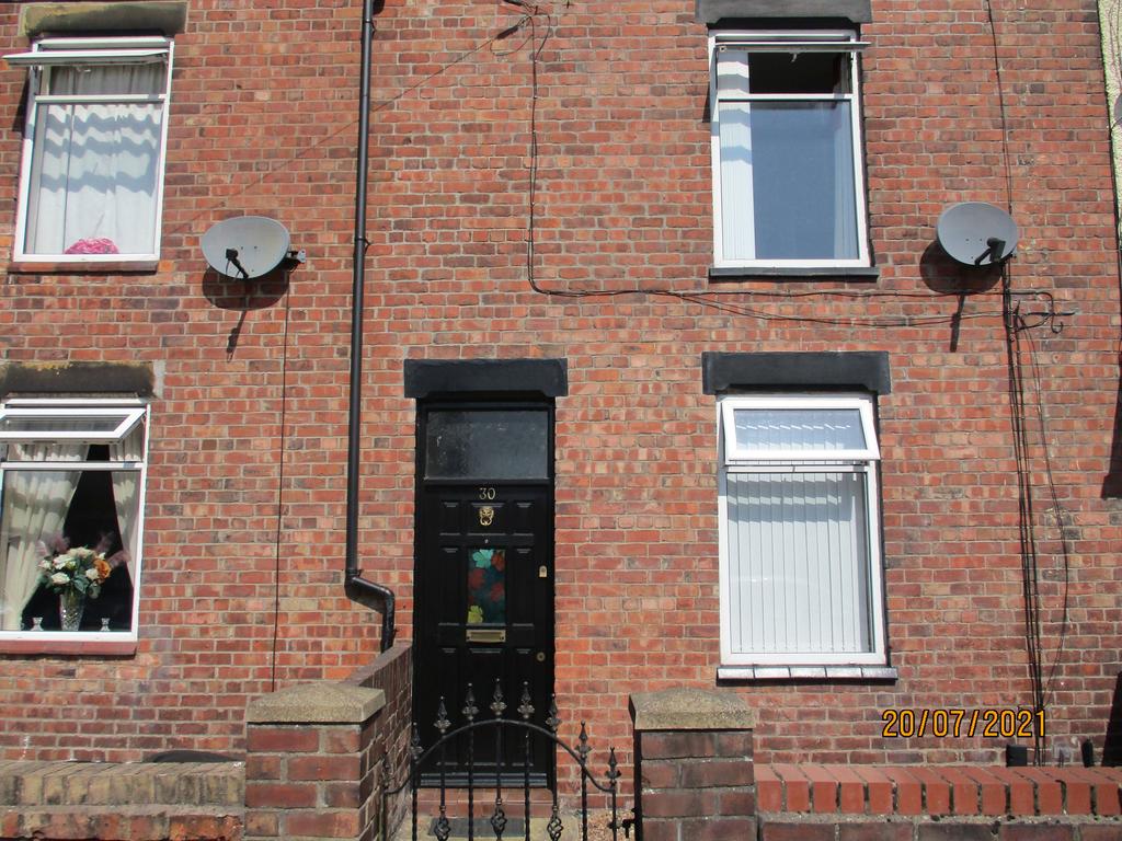Smiths Lane, Hindley Green WN2 2 bed terraced house £650 pcm (£150 pw)