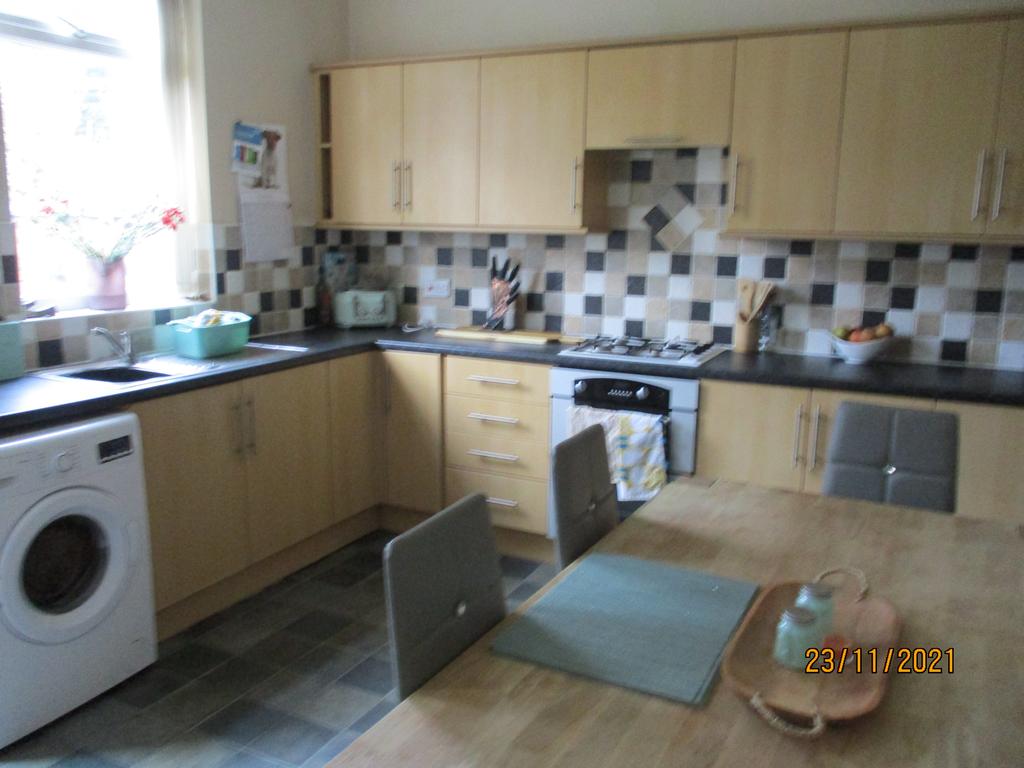 Smiths Lane, Hindley Green WN2 2 bed terraced house £650 pcm (£150 pw)