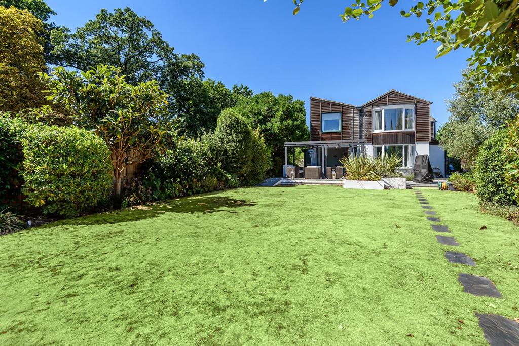 Maze Hill, Blackheath 4 bed detached house £2,250,000