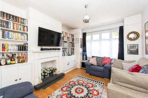 22 Highclere Road, New Malden, KT3 3HJ