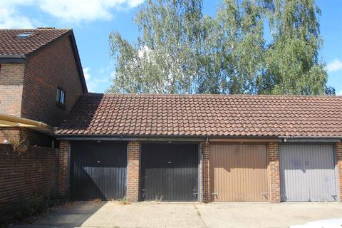 36 Tanglewood Way, Feltham, TW13 7HB