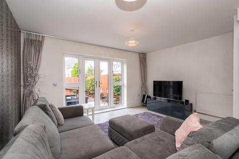 30 Butterfly Crescent, Hemel Hempstead, HP3 9GS