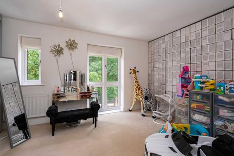 30 Butterfly Crescent, Hemel Hempstead, HP3 9GS
