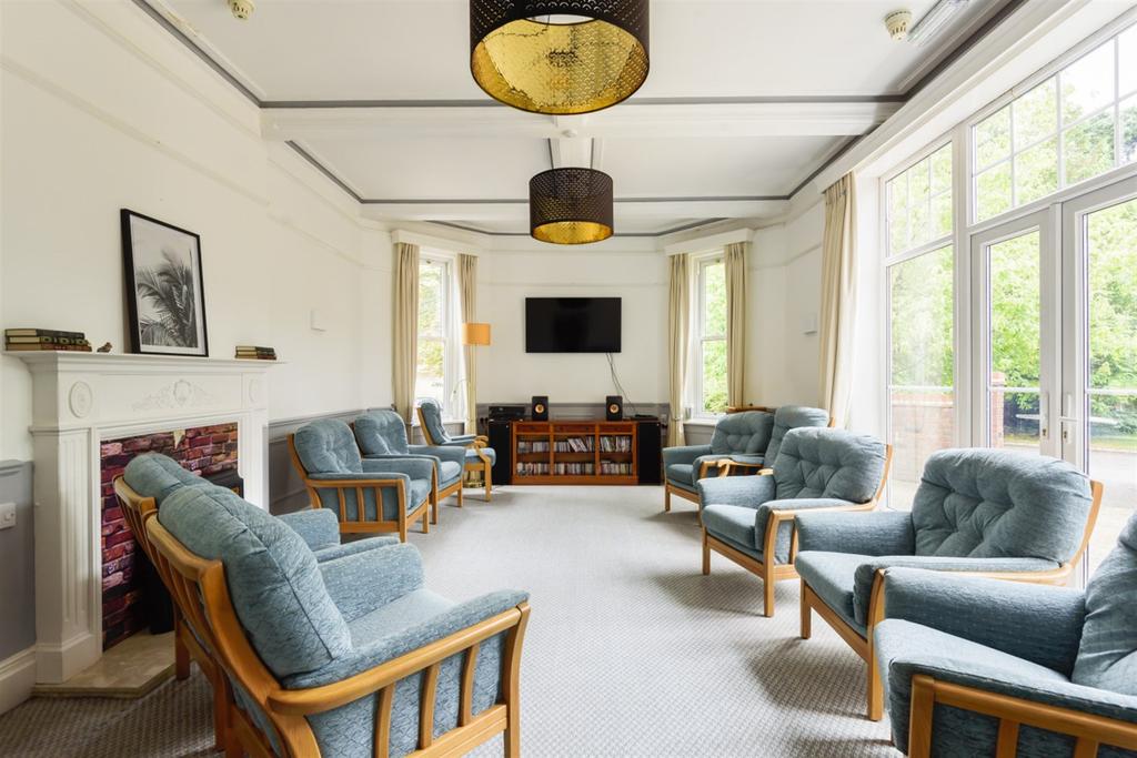 Communal Lounge