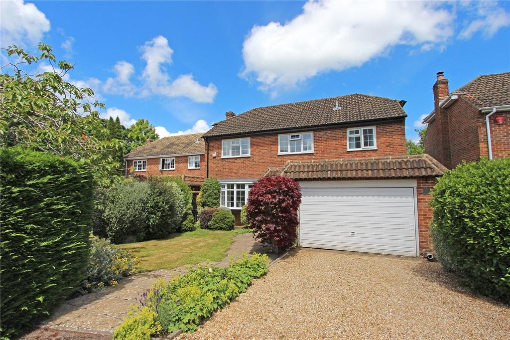 Rhinefield Close, Brockenhurst, Hampshire, SO42 4 bed property £950,000