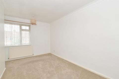 25 Adhurst Road, Havant, PO9 2HP