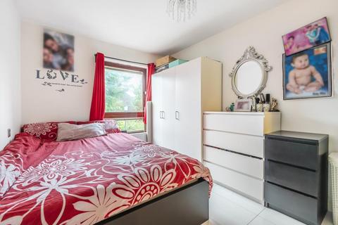 22 Diana Gardens, Surbiton, KT6 7SQ