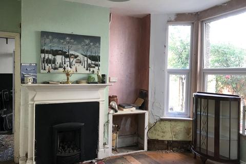 3 Fetherston Road, Stanford-le-hope, SS17 0BT