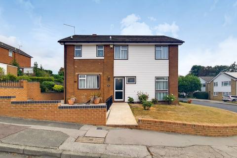 21 Stamford Drive, Bromley, BR2 0XF