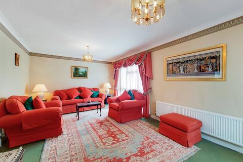 21 Stamford Drive, Bromley, BR2 0XF
