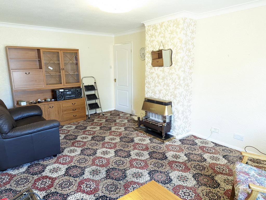 Keward Avenue, Wells, BA5 3 bed semidetached bungalow £299,950