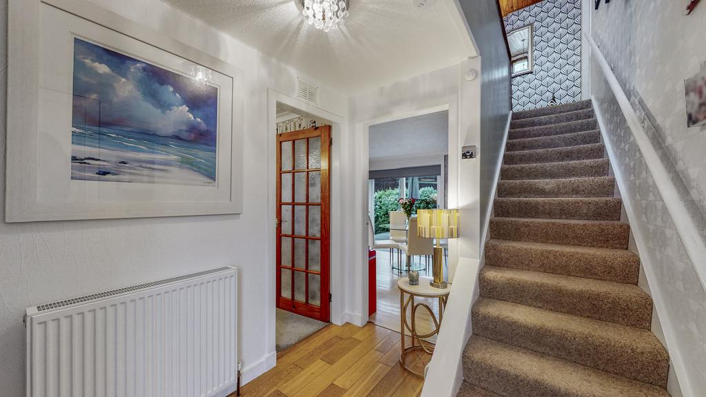 Arthurlie Avenue, Barrhead G78 4 bed detached villa £245,000