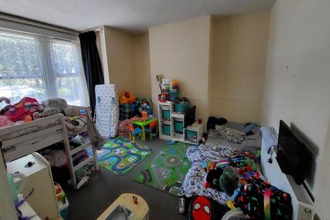 5 Horace Road, Southend-on-sea, SS1 2DN