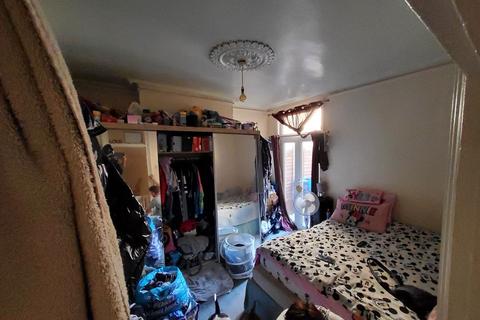 5 Horace Road, Southend-on-sea, SS1 2DN