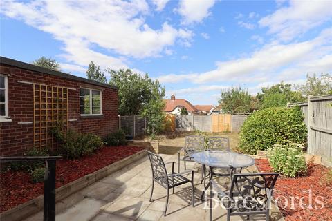 17 Fraser Close, Chelmsford, CM2 0TD