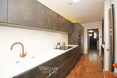 17 Beach Road, Fleetwood, FY7 8PS
