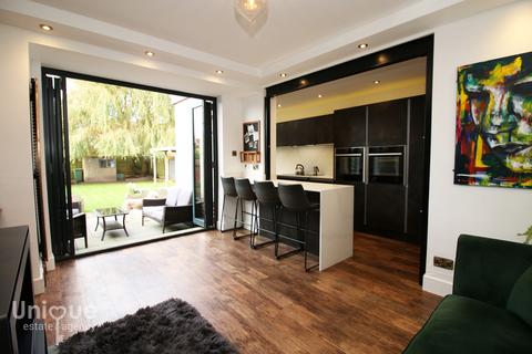 17 Beach Road, Fleetwood, FY7 8PS