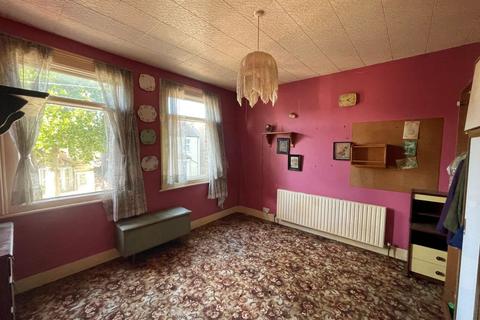 101 Colney Road, Dartford, DA1 1TG
