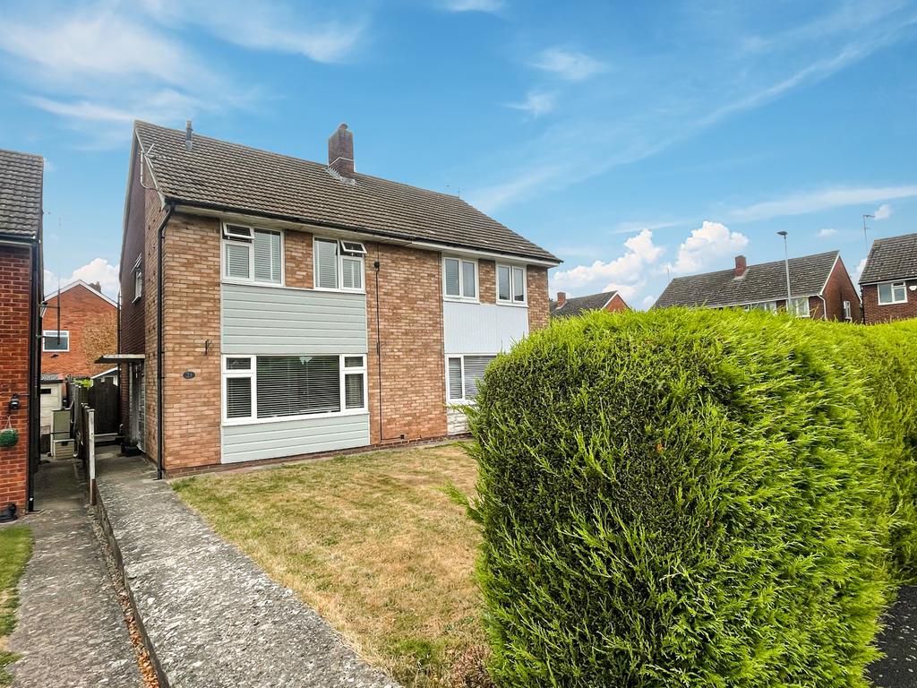 Kings Acre, Hereford 3 bed semidetached house £269,950
