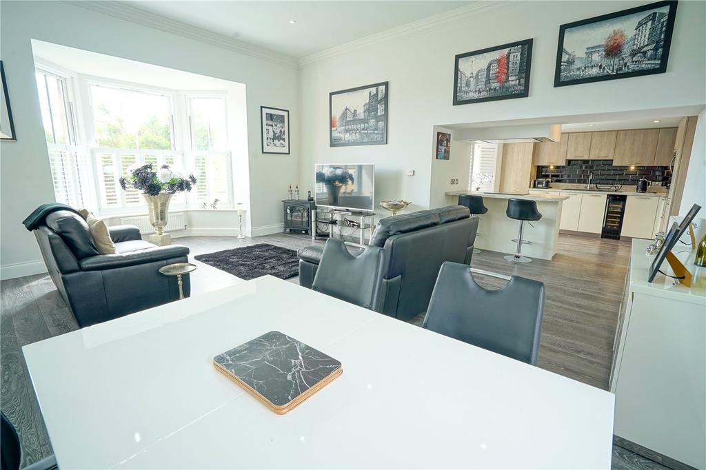 Doncaster Road, Thrybergh, Rotherham... 2 bed apartment £240,000