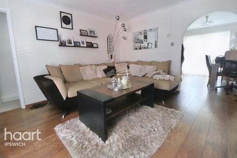 26 Maycroft Close, Ipswich, IP1 6RG