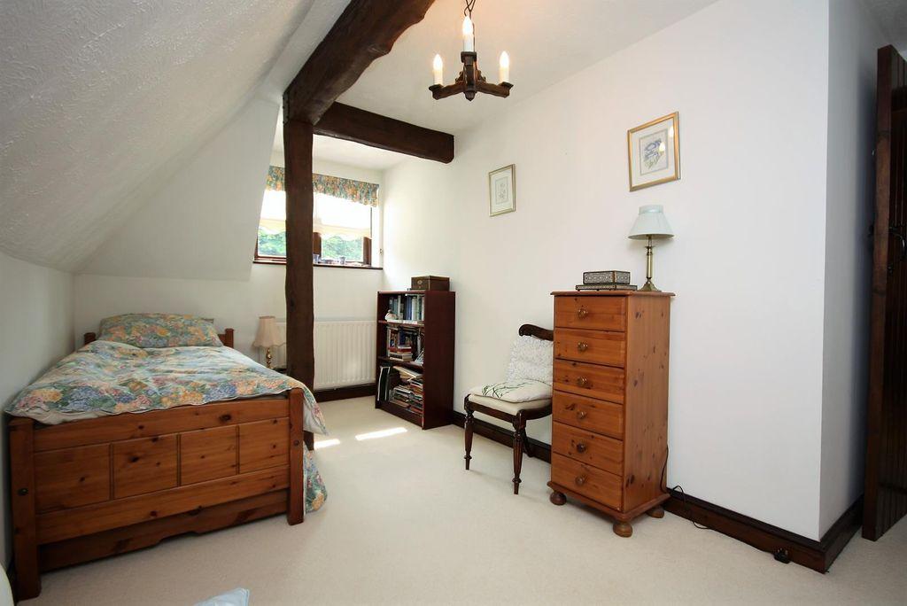 Bedroom 3 (Double)