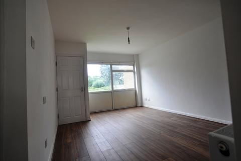 1 bedroom flat to rent, Woolgrove Court, Woolgrove Road, Hitchin, SG4