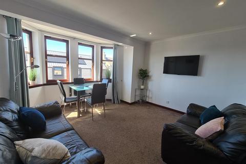 2 bedroom flat to rent, Holburn Street, Balmoral Mews, AB10