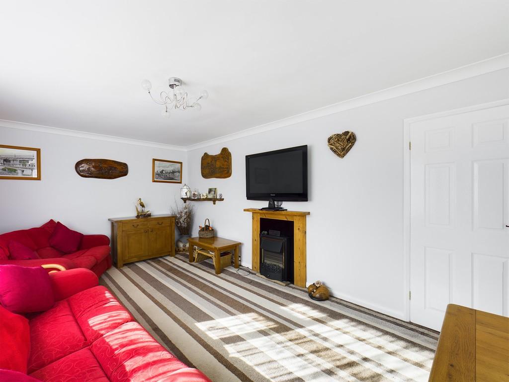 Devon Heath, Chudleigh Knighton 2 bed detached bungalow £320,000