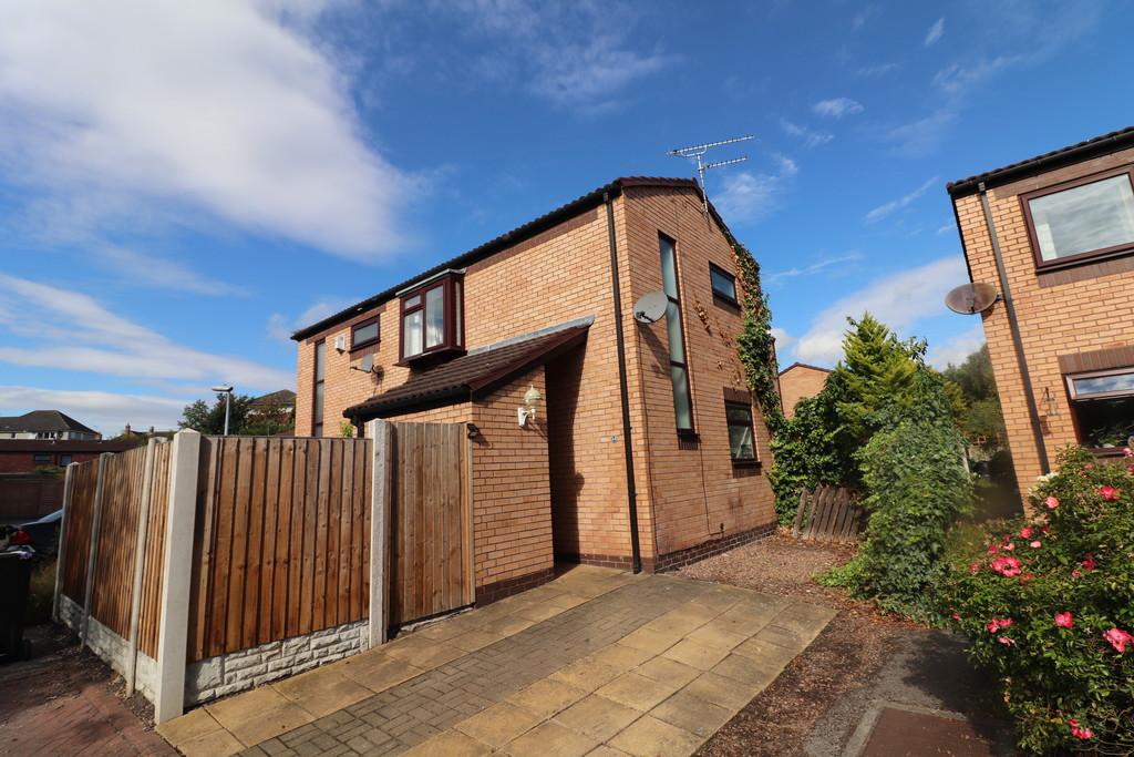 Hatherton Way, Chester 1 bed semidetached house £750 pcm (£173 pw)
