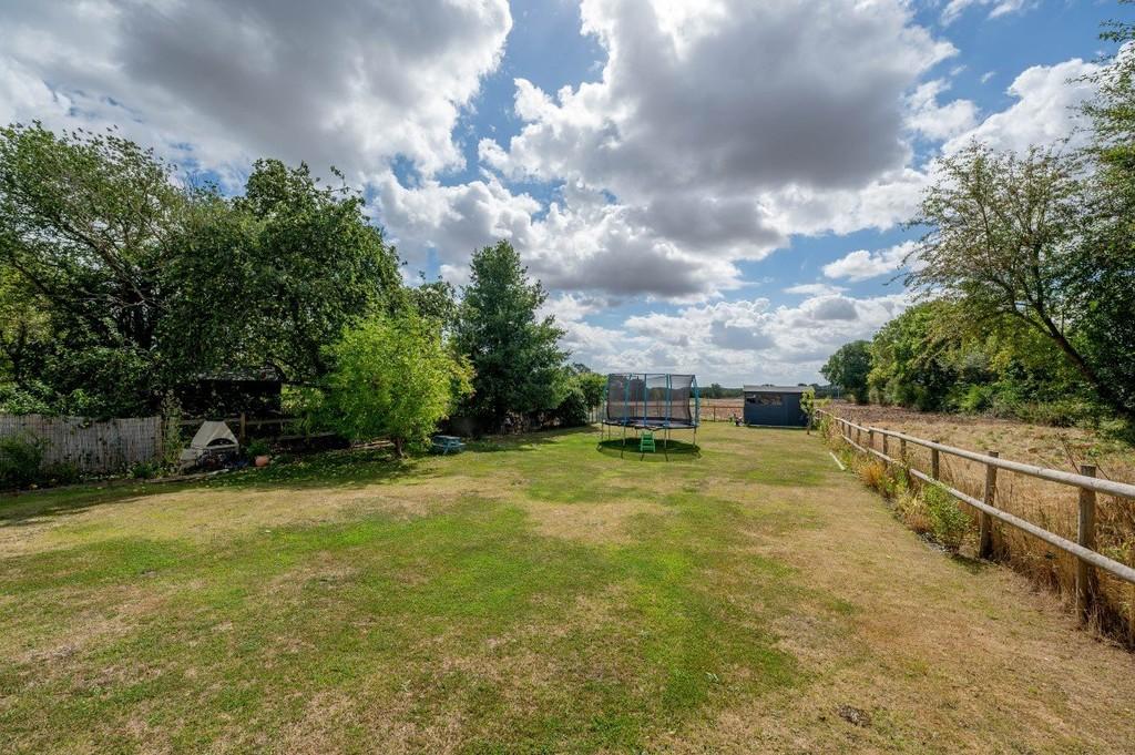 Stanfield 4 bed cottage £450,000