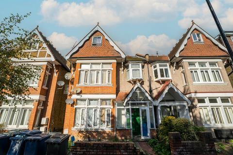 Craven Avenue, London