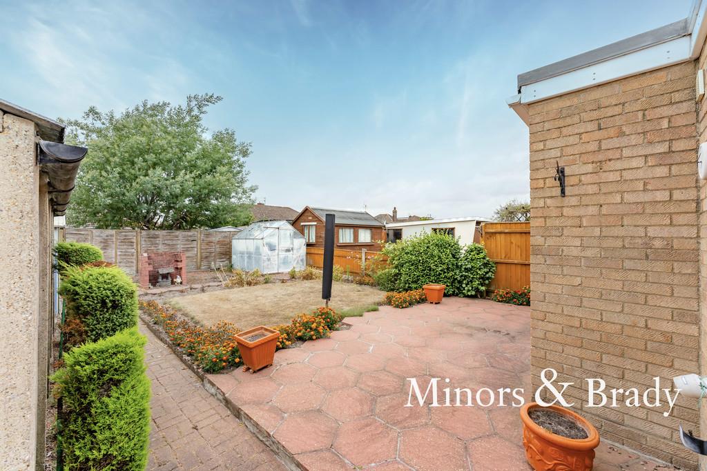 Varvel Avenue, Sprowston 3 bed semidetached bungalow £270,000