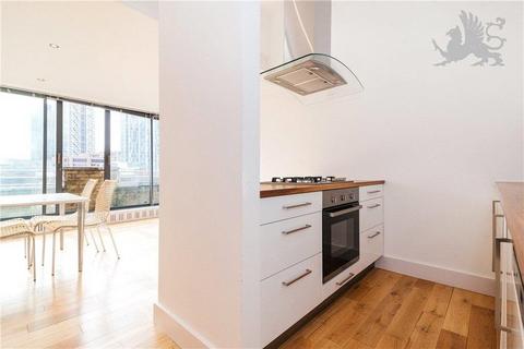 undefined, Thrawl Street, Aldage East, London