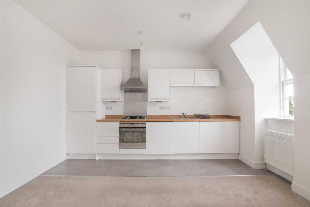 Lounge/Kitchen
