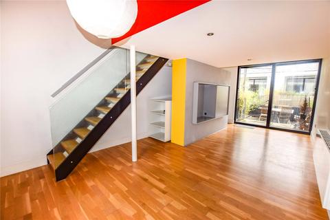 Ash Street, Salford, M6