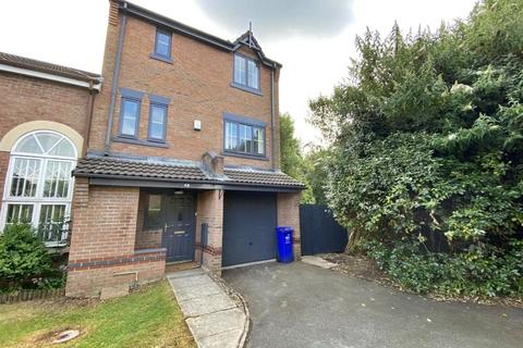 4 bedroom semi-detached house to rent, Chervil Close, Fallowfield, M14