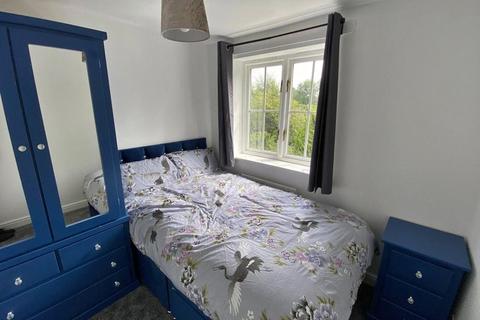 4 bedroom semi-detached house to rent, Chervil Close, Fallowfield, M14