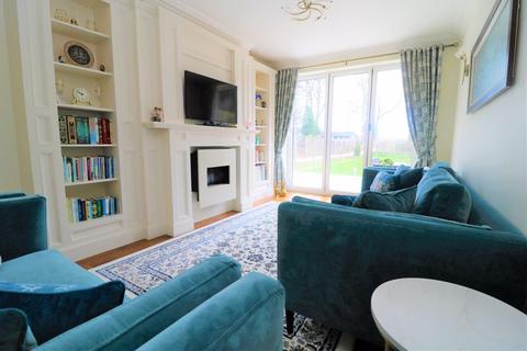 153 The Crescent, Walsall, WS1 2DD