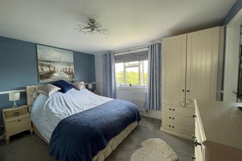 19 Bryn Yr Ysgol, Caerphilly, CF83 2BY