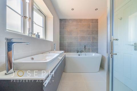 4 Broadlands Way, Rushmere St Andrew, Ipswich, IP4 5SU