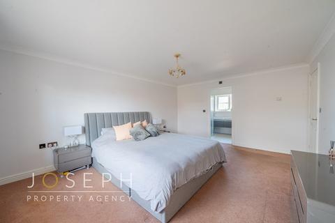 4 Broadlands Way, Rushmere St Andrew, Ipswich, IP4 5SU