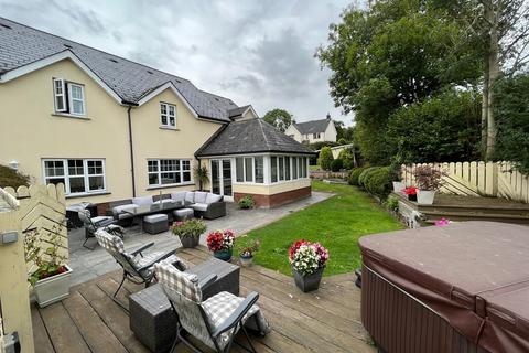 5 bedroom property with land for sale - Waungilwen, Newcastle Emlyn, SA44