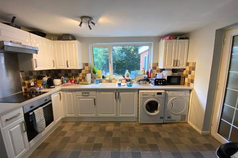 1 bedroom in a house share to rent, The Green, Bracknell, Berkshire, RG12