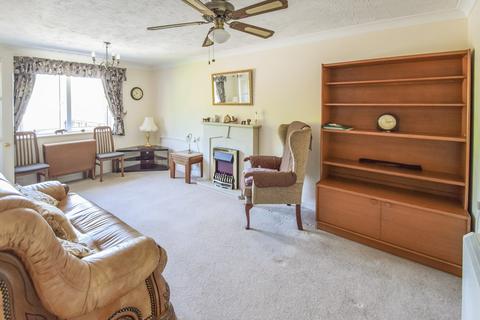 1 bedroom apartment for sale - Walderslade Road, Chatham, ME5