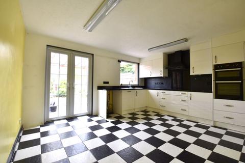 31 Trowbridge Gardens, Luton, LU2 7JY