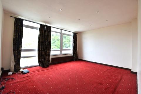 31 Trowbridge Gardens, Luton, LU2 7JY