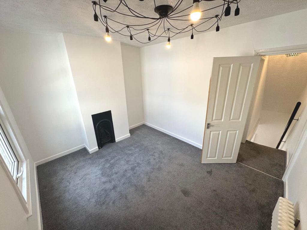 House in Reading - More
