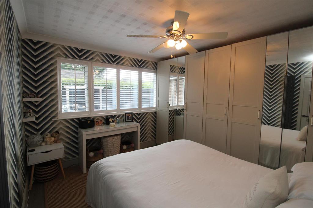 Master bedroom.JPG