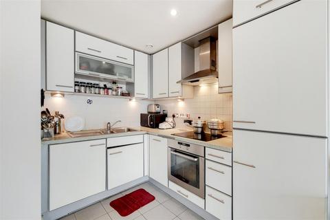 1 bedroom apartment for sale, Capital East Apartments, Royal Victoria Dock, E16